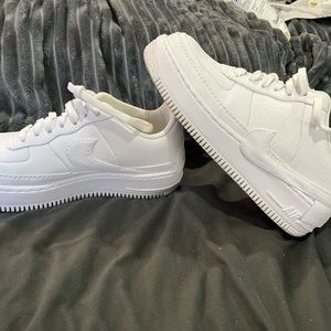 Nike Air Force One Sneakers